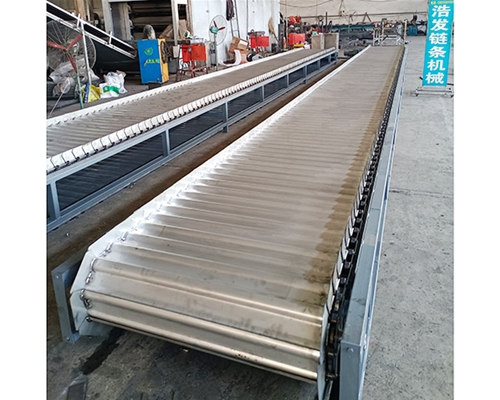 鱗板輸送機